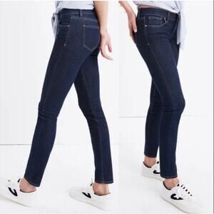 Madewell Skinny Skinny Garment-Dye Dark Wash Blue Jeans Size 27